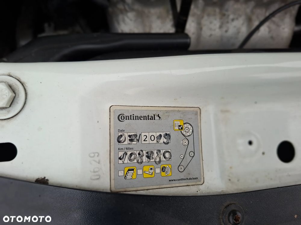 Opel Astra 1.8 Black&White - 9