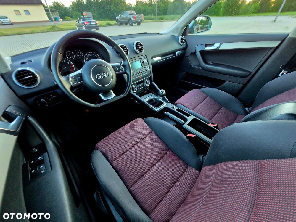 Audi A3 Sportback 1.8 TFSI S line Sportpaket - 22