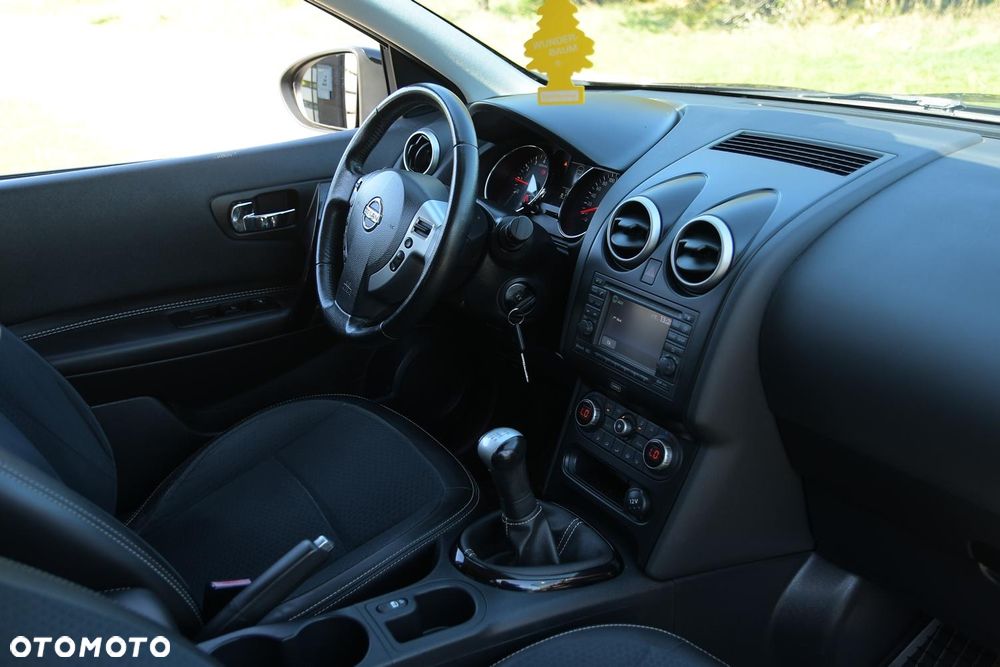Nissan Qashqai 1.6 360 - 21