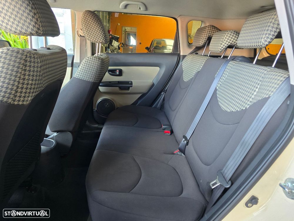 Kia Soul 1.6 CRDi EX - 4