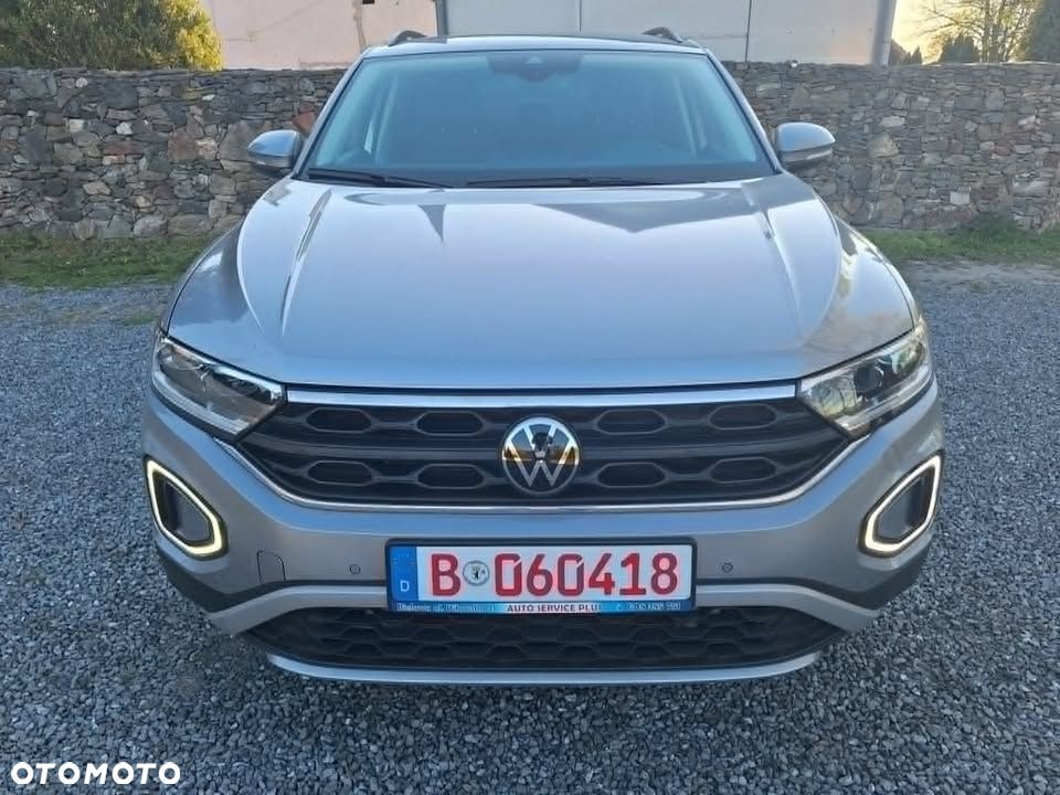 Volkswagen T-Roc - 12