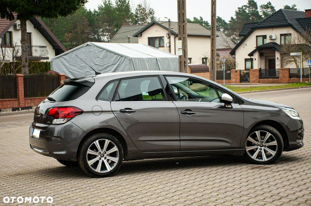 Citroën C4 BlueHDi 120 Stop&Start EAT6 Selection - 6