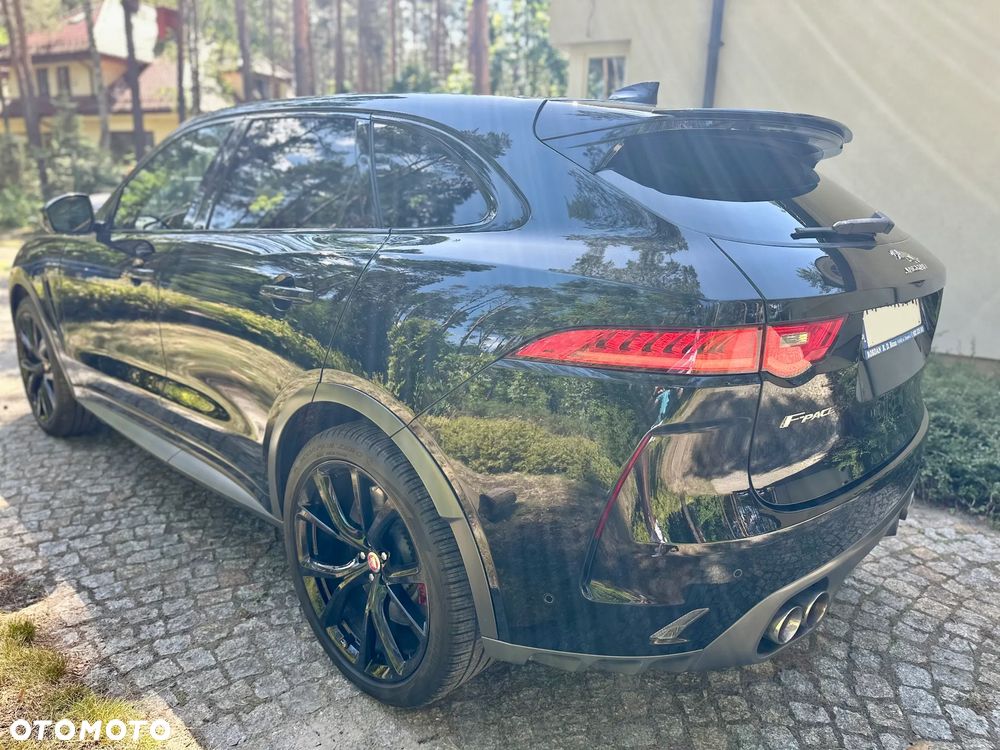 Jaguar F-Pace 5.0 V8 P550 AWD SVR - 8