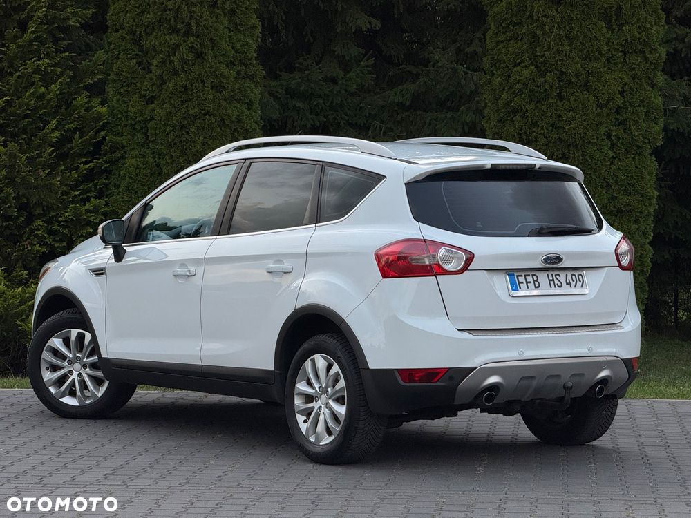 Ford Kuga 2.0 TDCi 2x4 Titanium - 13