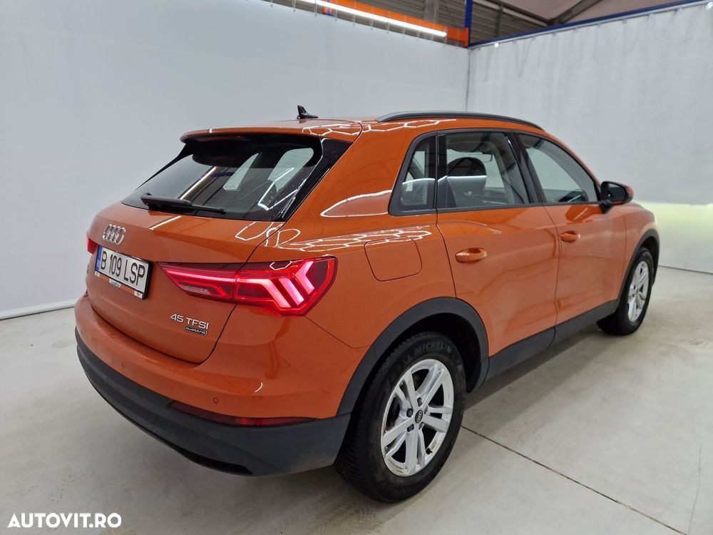 Audi Q3 - 3
