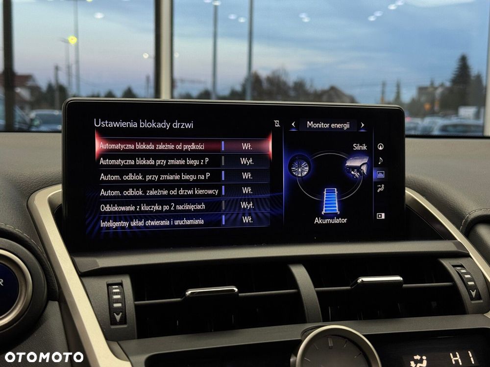 Lexus NX 300h Business Edition AWD - 31