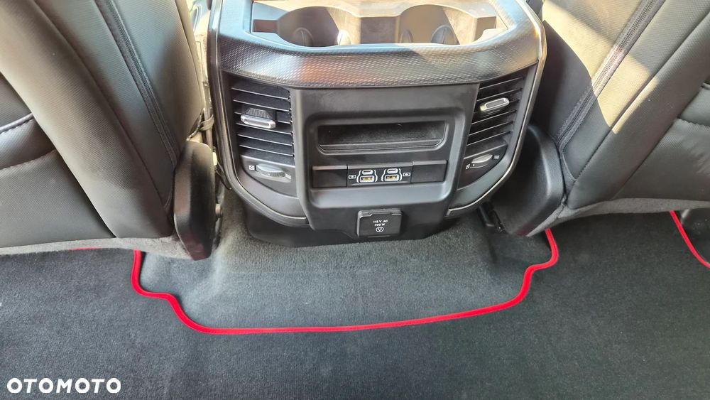 RAM 1500 Crew Cab Longbed Laramie - 23