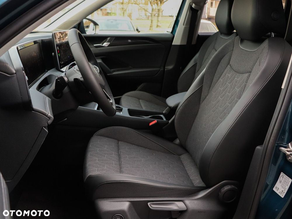 Volkswagen Tiguan - 12
