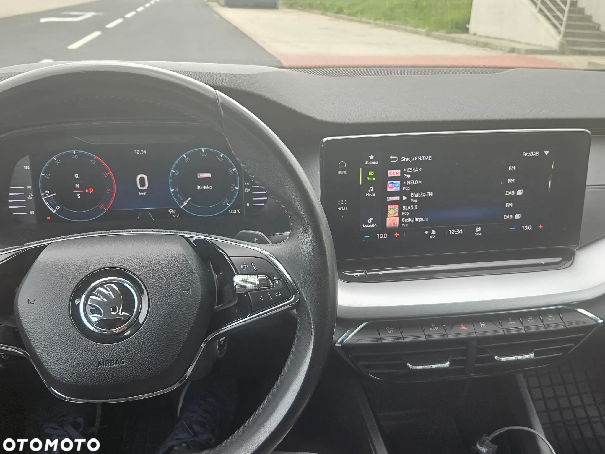 Skoda Octavia 2.0 TDI DSG Sportline - 8