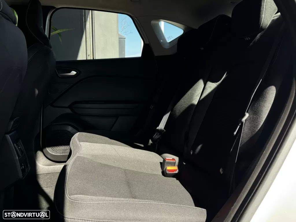Renault Captur 1.0 TCe Zen Bi-Fuel - 24