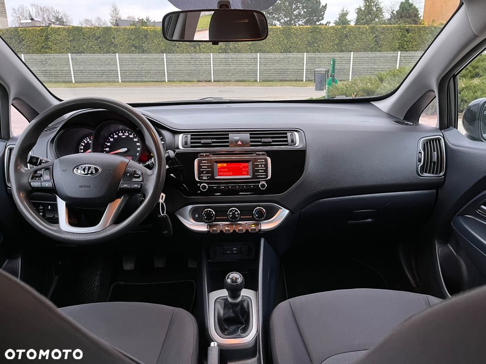 Kia Rio 1.2 Attract - 6