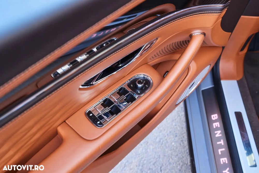 Bentley Flying Spur - 24