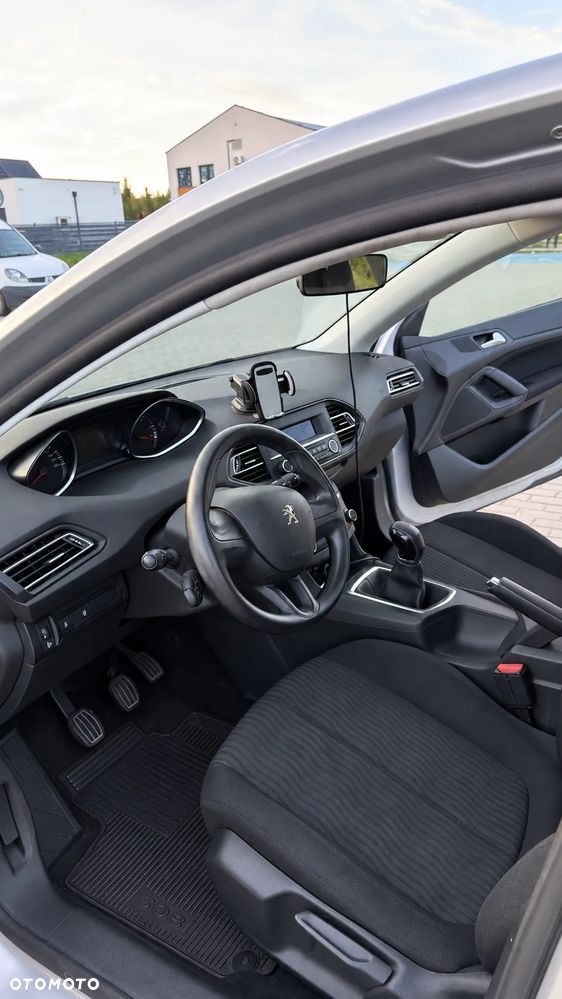 Peugeot 308 1.6 HDi Access - 5
