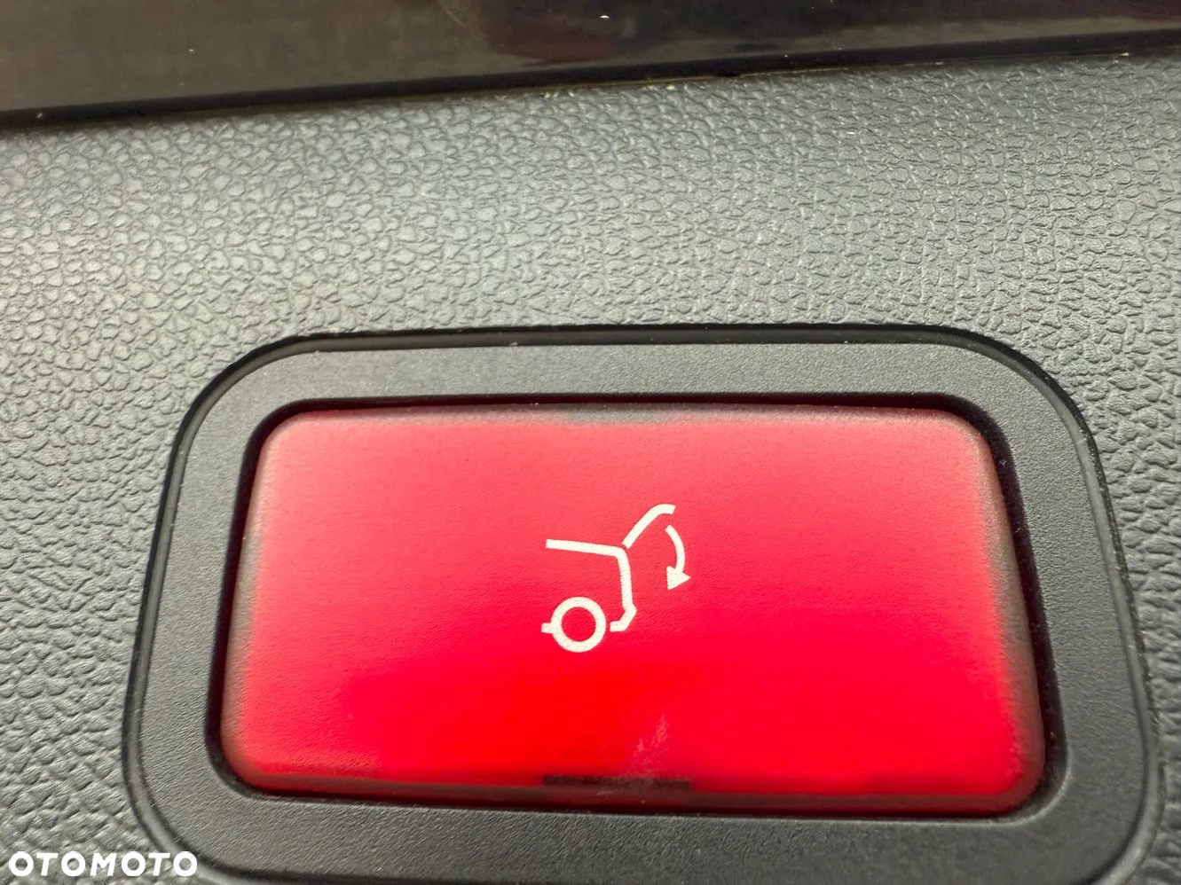 Mercedes-Benz Klasa E 220 T CDI DPF BlueEFFICIENCY Automatik Avantgarde - 23