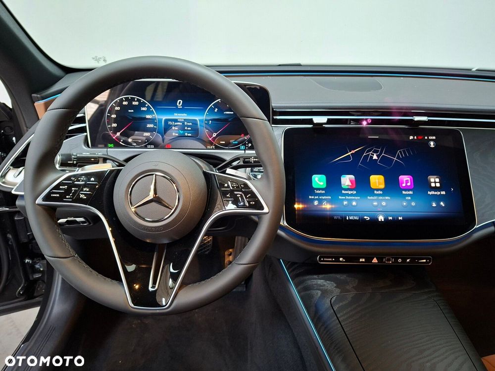 Mercedes-Benz Klasa E - 21