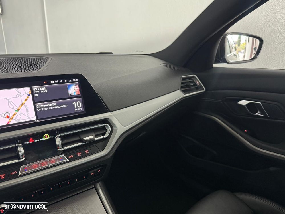 BMW 330 e Pack M Auto - 24