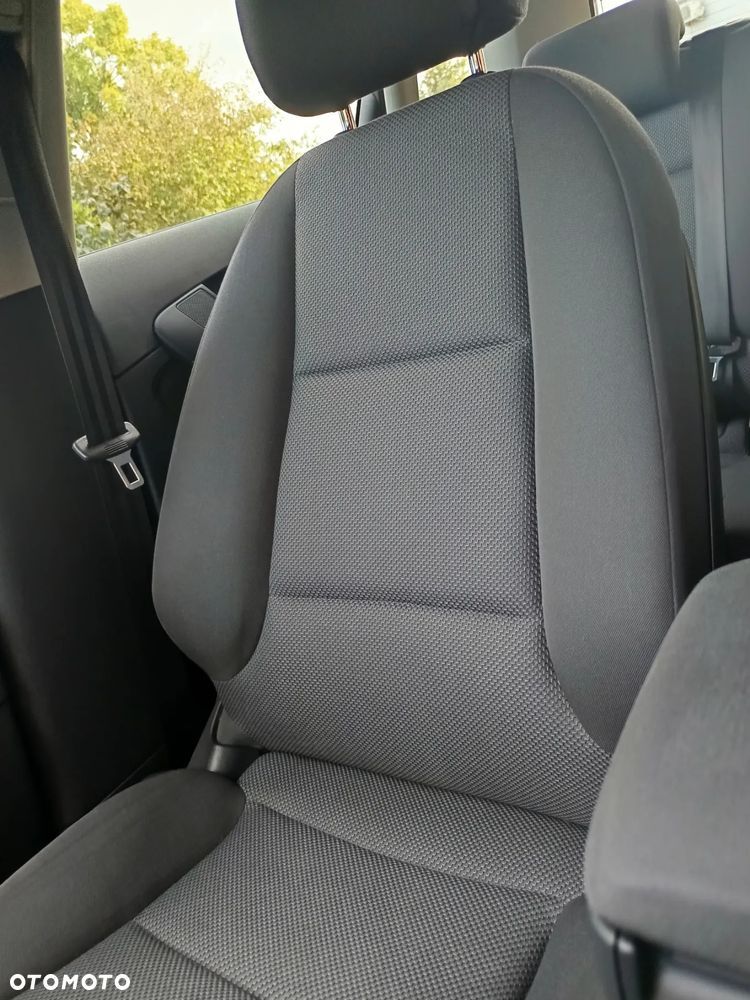 Audi A3 Sportback 1.6 Ambiente - 12