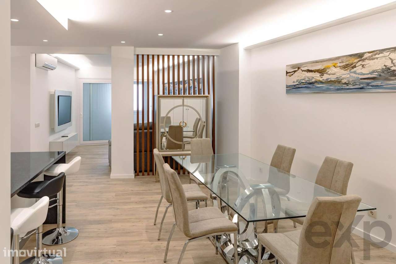 Apartamento T2 High-End Totalmente Renovado com Licença AL | Centro Hi - Grande imagem: 3/22