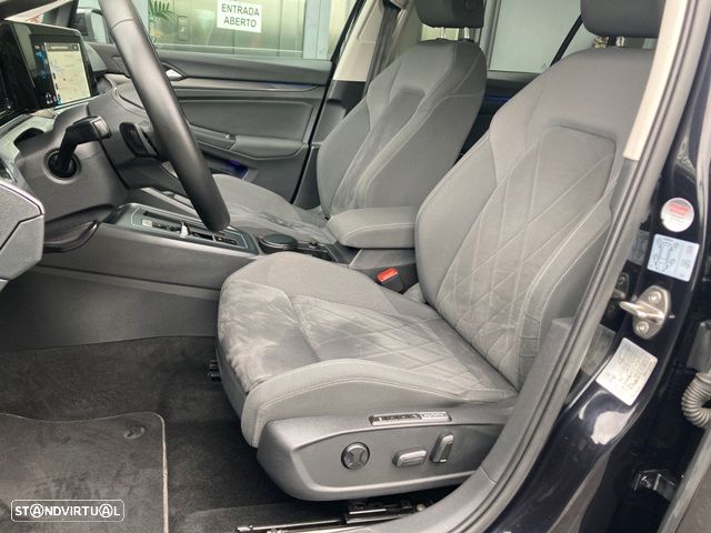 VW Golf Variant 2.0 TDi SCR DSG Style - 29