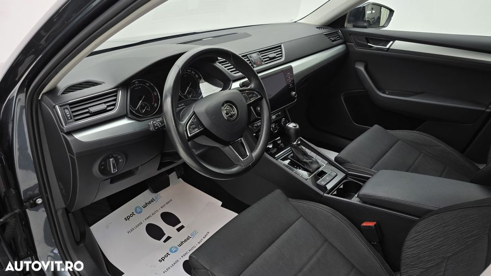 Skoda Superb 2.0 TDI DSG Ambition - 13