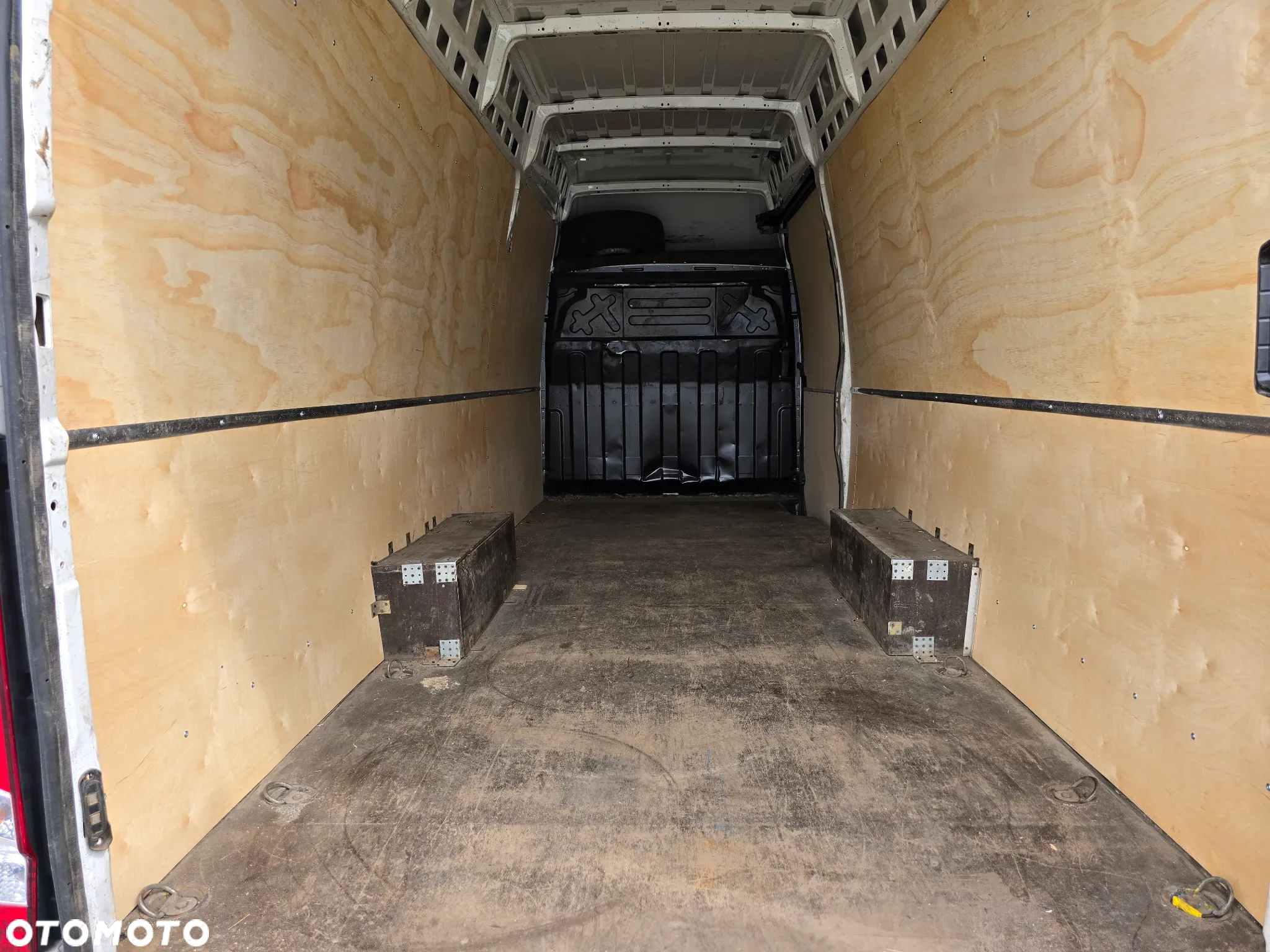 Iveco DAILY 35S18 Furgon Maxi - 21