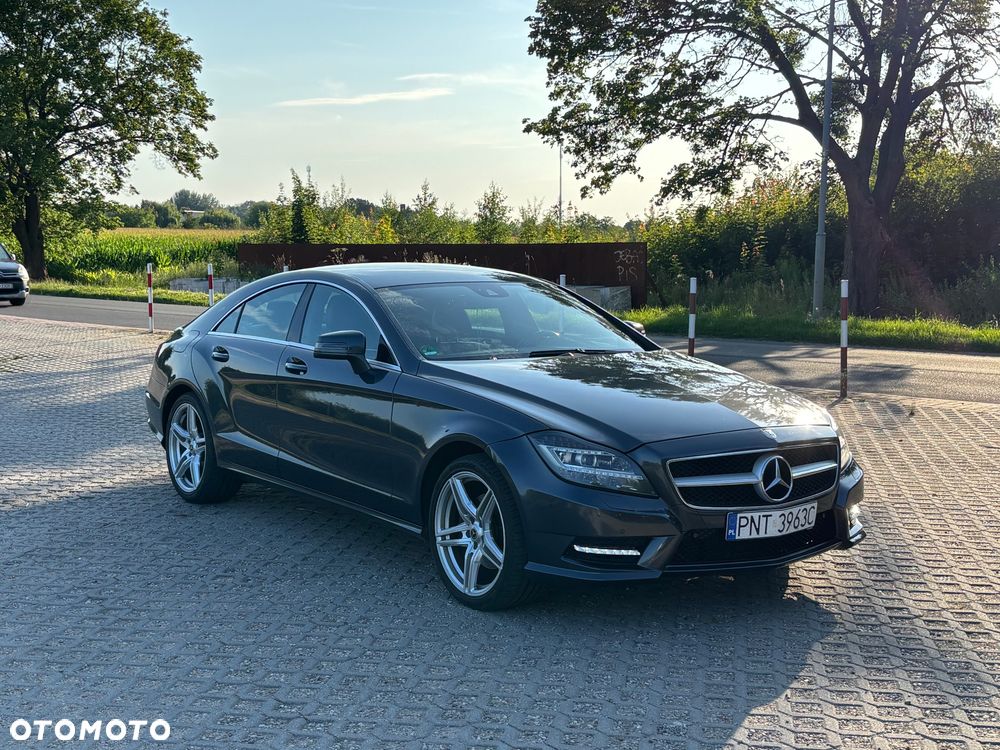 Mercedes-Benz CLS 350 CDI 4-Matic BlueEff - 12