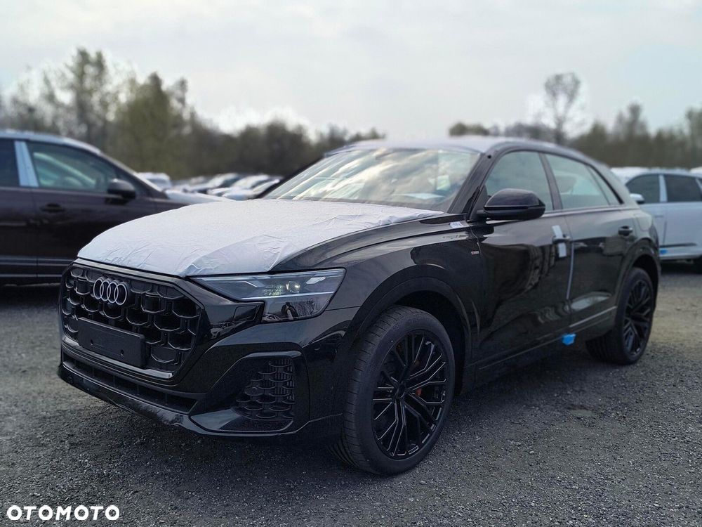 Audi Q8 - 1