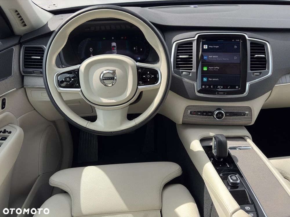 Volvo XC 90 - 21