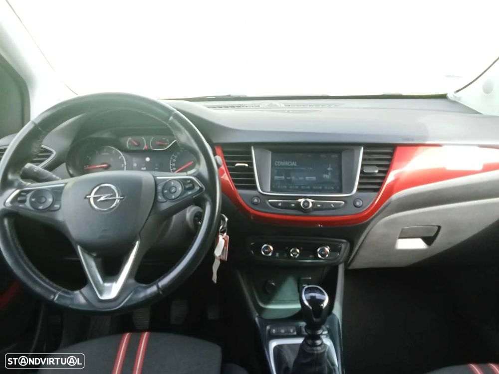 Opel Crossland 1.2 T GS Line - 12
