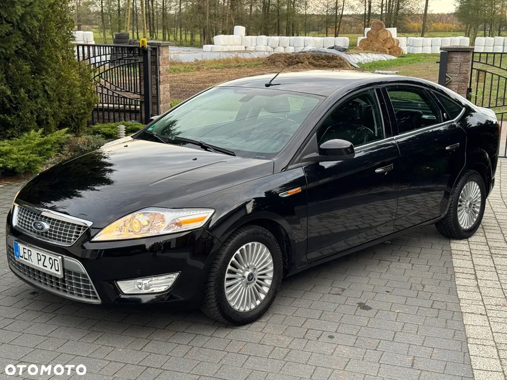 Ford Mondeo 2.0 Ghia - 28
