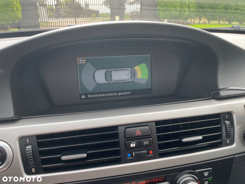 BMW Seria 3 - 37