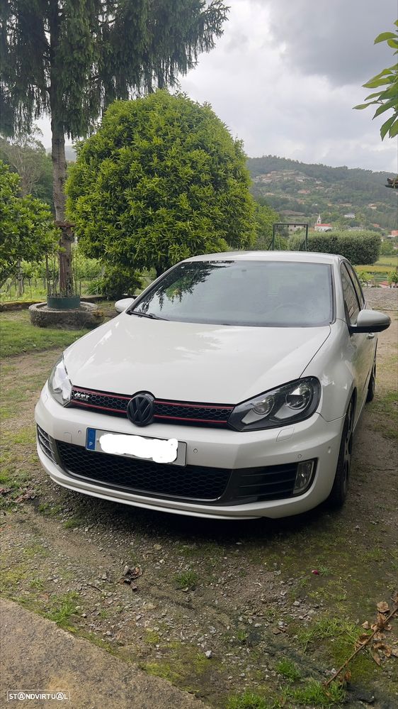 VW Golf 2.0 GTI - 1