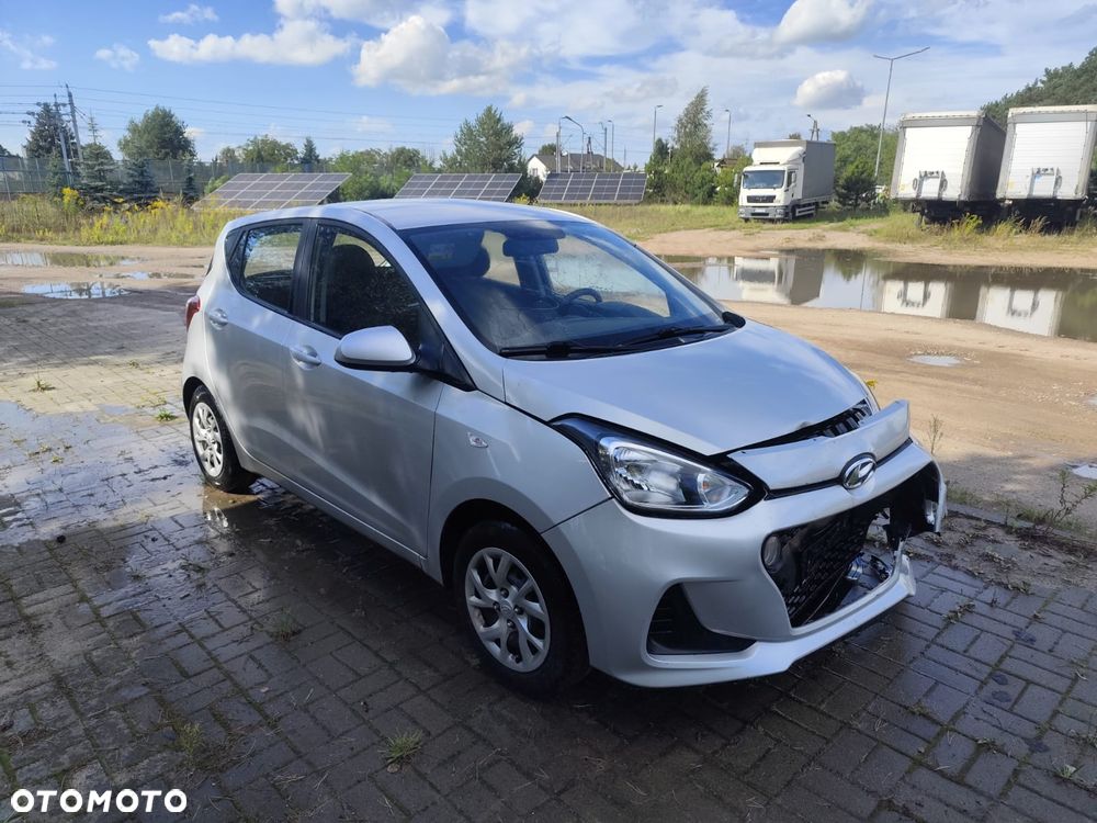 Hyundai i10 1.0 - 1