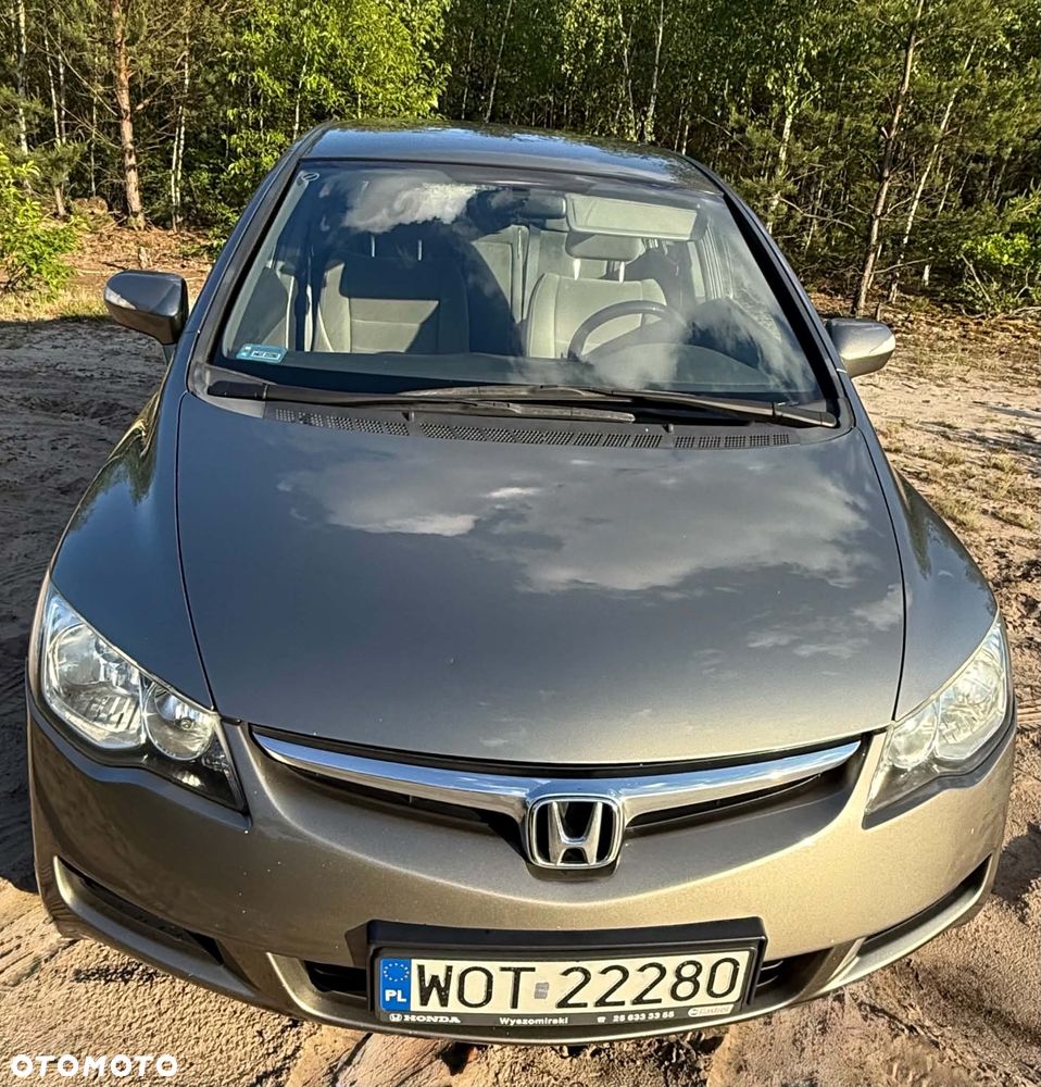 Honda Civic 1.8 Comfort - 8