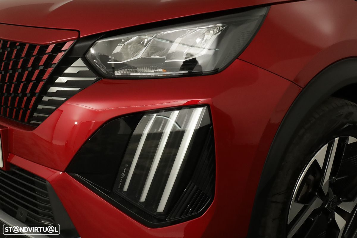 Peugeot 2008 1.2 PureTech Allure EAT8 - 6