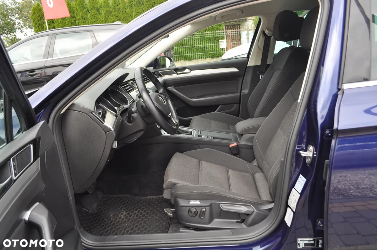 Volkswagen Passat 2.0 TDI BMT Comfortline DSG7 - 11