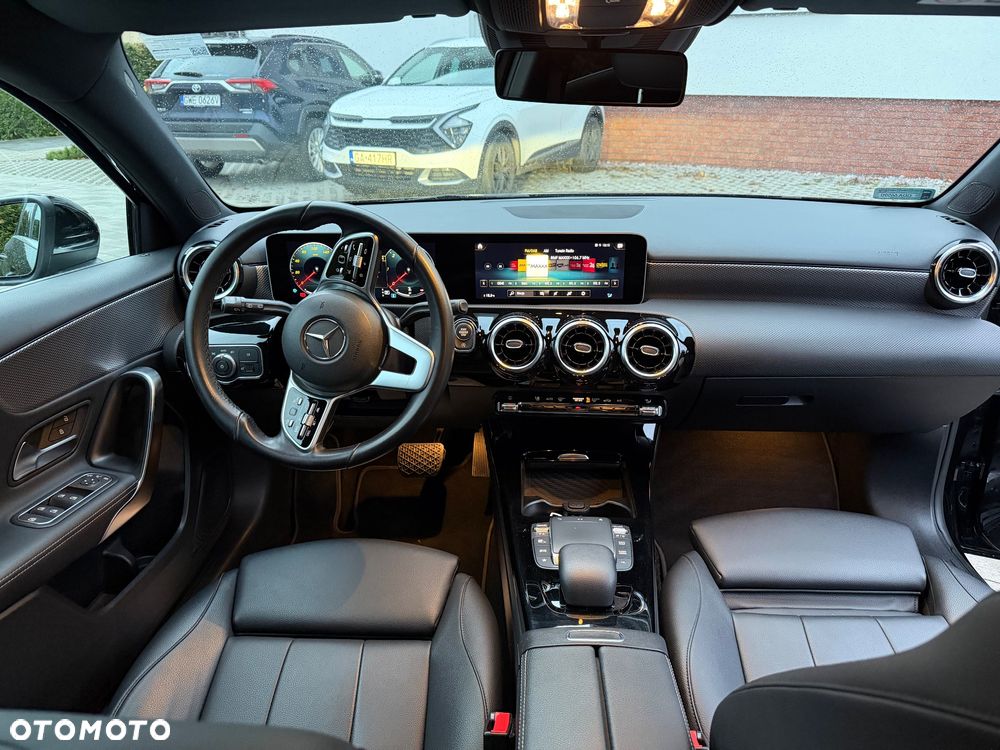 Mercedes-Benz Klasa A 180 d 7G-DCT Progressive - 10