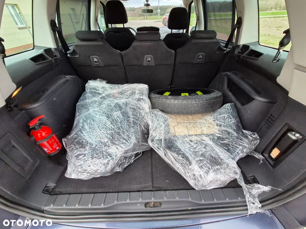 Citroën C4 Picasso 2.0 HDi FAP Exclusive - 25