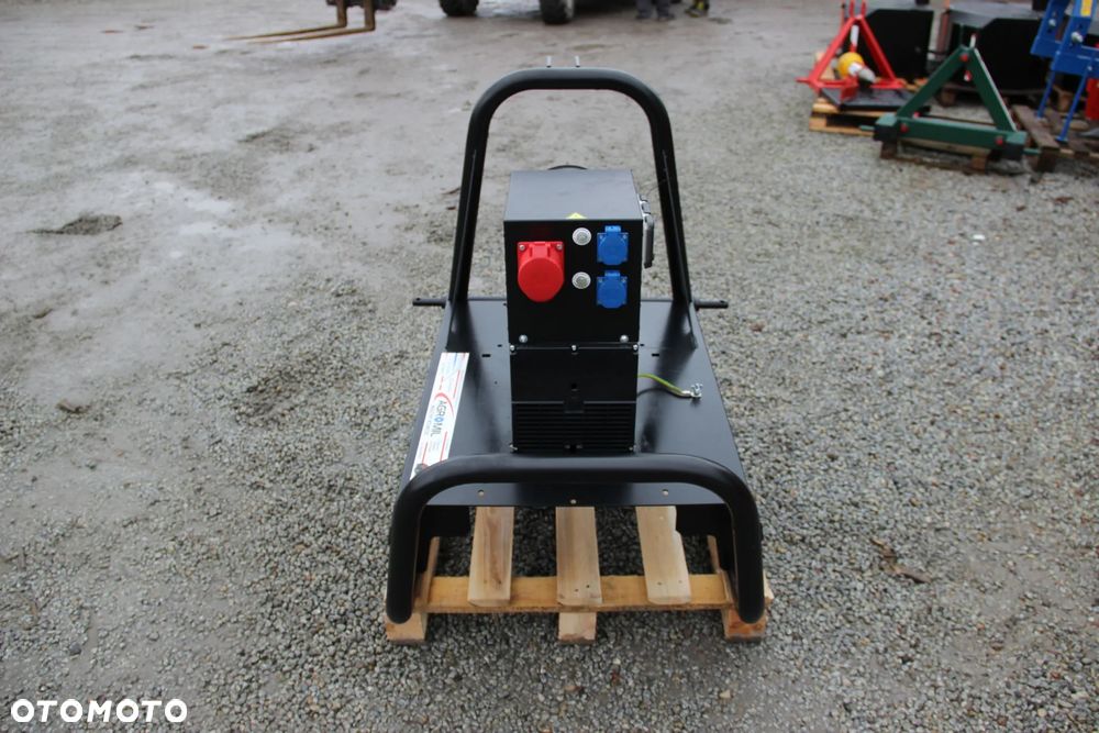 Agregat prądotwórczy na wałek WOM 18 kVA AVR od ręki - 4