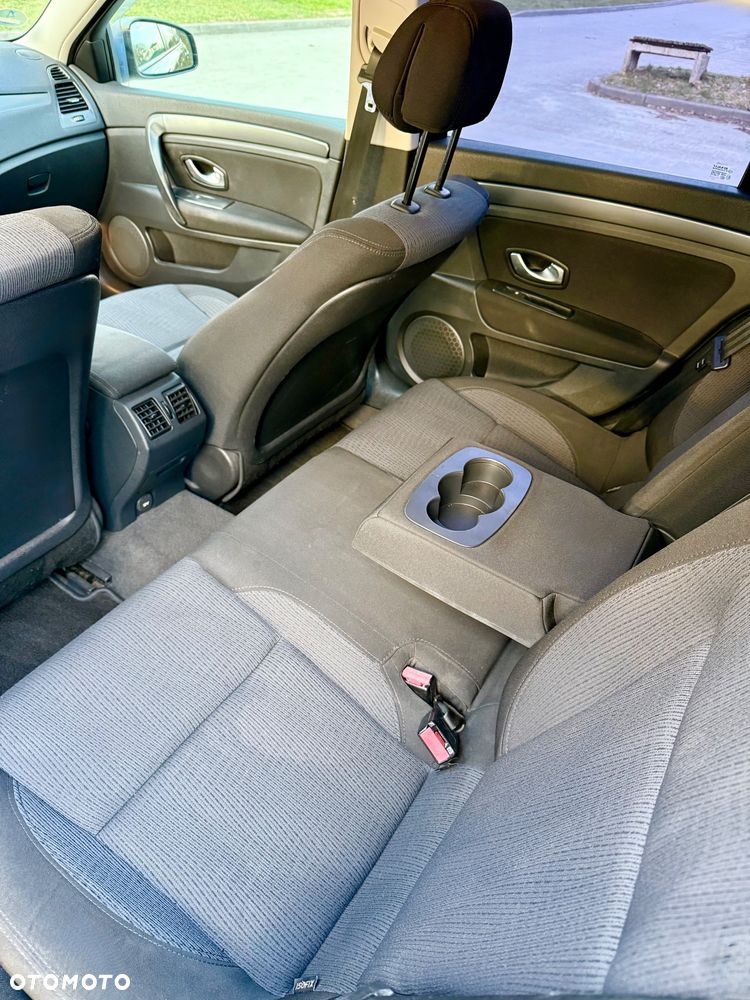 Renault Laguna - 19