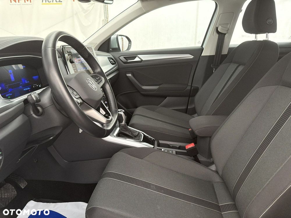 Volkswagen T-Roc - 13