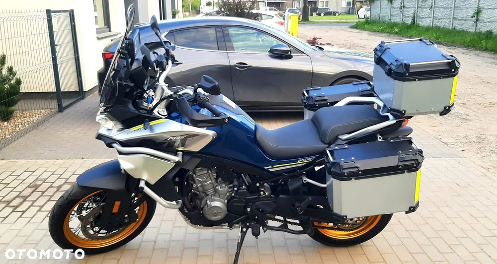 CFMoto 800MT Touring - 4