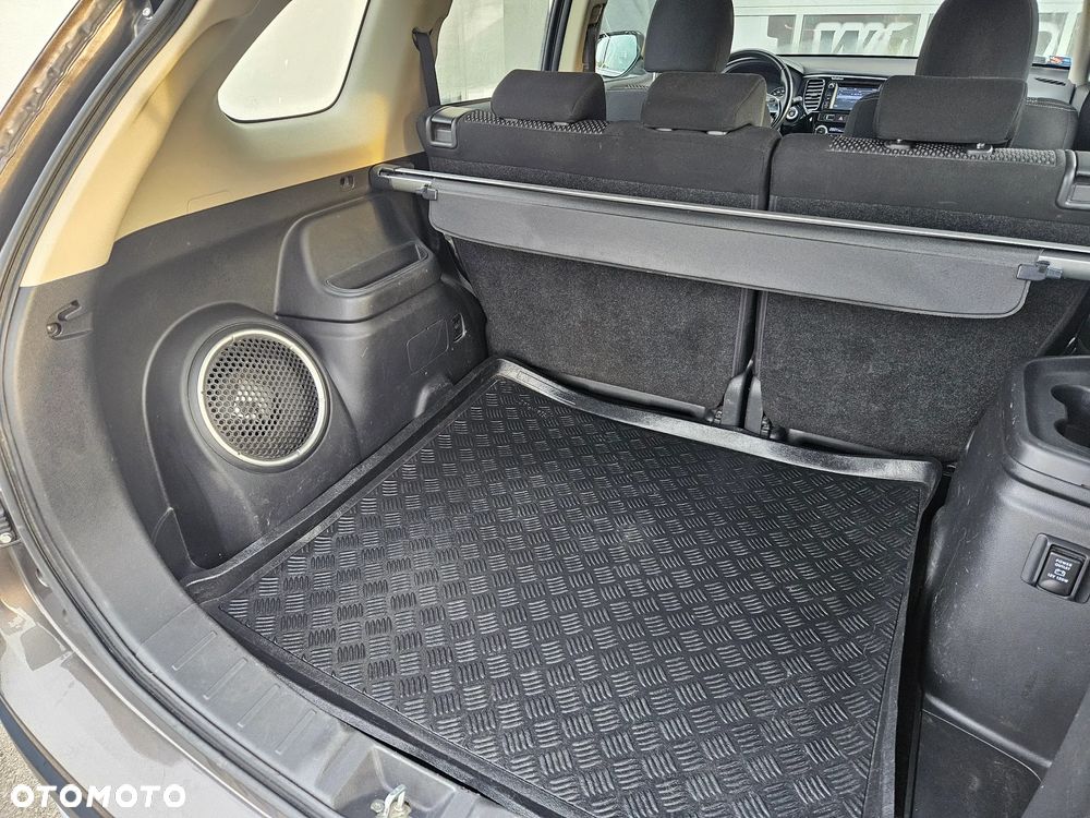 Mitsubishi Outlander 2.0 City Style 2WD - 15