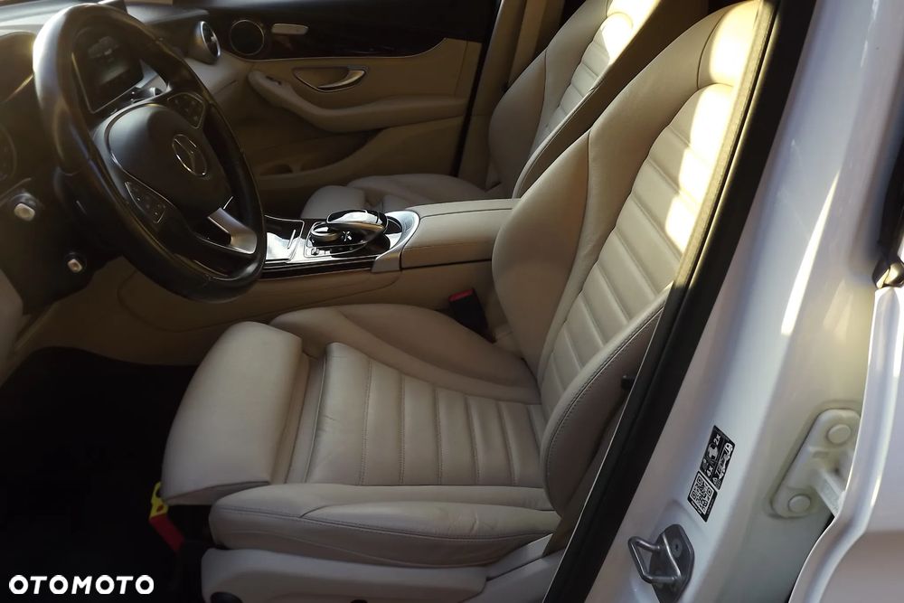 Mercedes-Benz GLC 250 4-Matic - 37