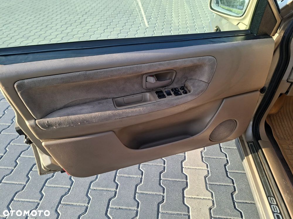 Volvo Seria 900 - 16