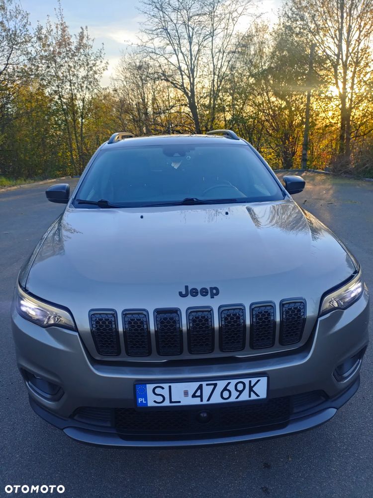 Jeep Cherokee - 3