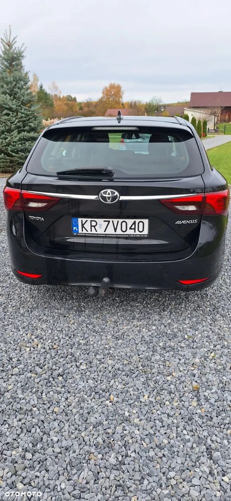 Toyota Avensis 1.8 Active - 8
