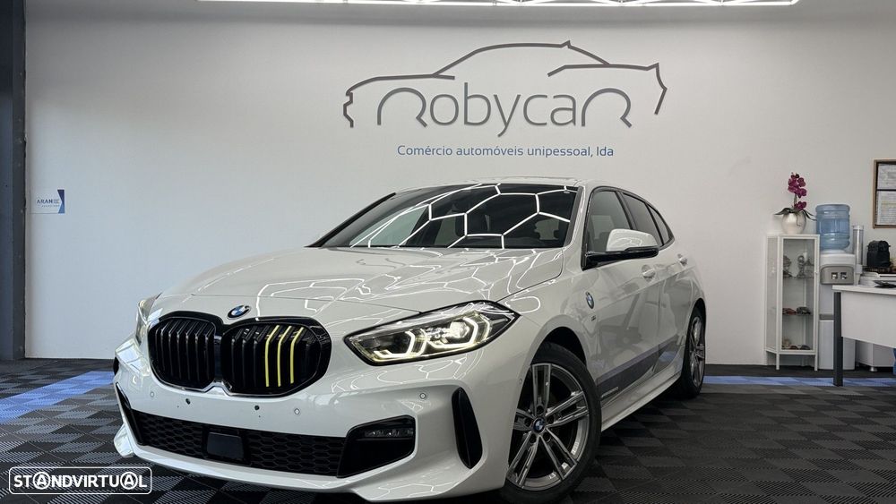 BMW 118 d Pack M - 2