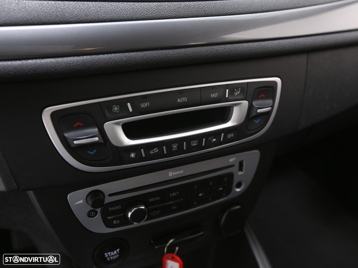 Renault Mégane Sport Tourer 1.5 dCi Limited - 17