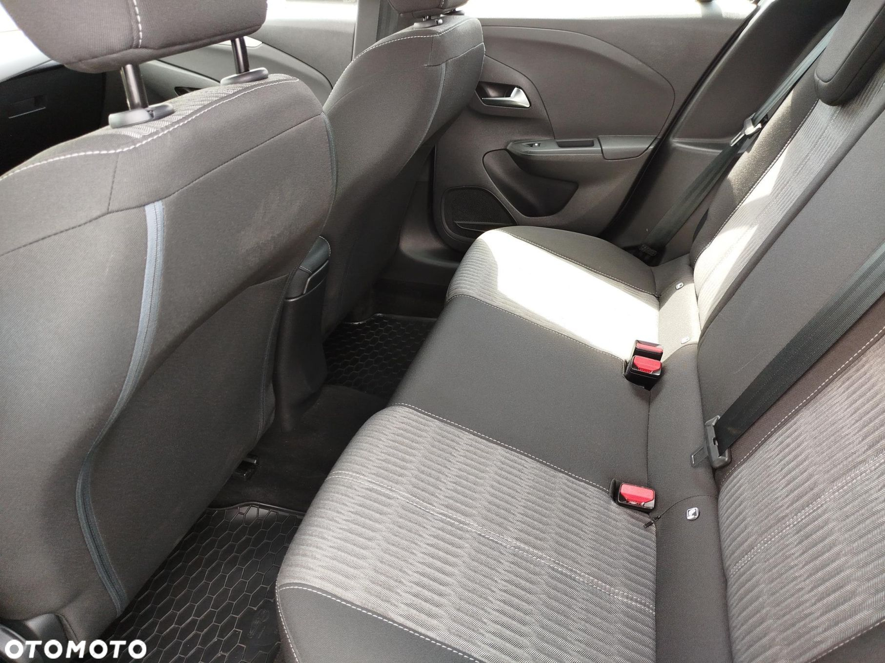 Opel Corsa - 12